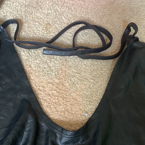 Large - Picture 2 of 3